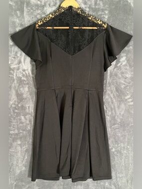 Scarlet Darkness XL Black Lace Yolk Flutter Sleeve Dress
